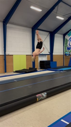 5x double flip layout!🤯#airtrack #gymnast #gymnastics #tumbler #flips #FaceOff #flip #salto #tumbling | Frederik Bækhøj Skaaning