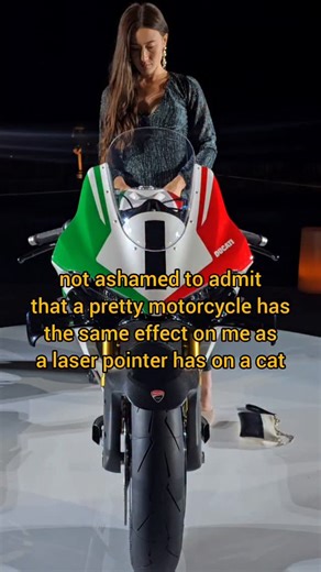 Aya ⚡ motorcycle model on Instagram: "Pretty"