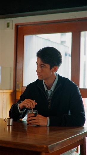 Los G-SHOCK Nano DWN-5600 llevan la resistencia a otro formato: anillo ajustable, caja reforzada con fibra de vidrio y bisel de bio-resina que protege el módulo incluso en formato mini 💪. Luz pulsante programable para un brillo sutil en el momento que elijas. ​ Encuentralos en 3 referncias DWN-5600-1 🖤 DWN-5600-9 💛 DWN-5600-4 ❤️ Descubre más sobre este modelo en el link de la bio ✨ #ResistenciaAbsoluta #MeGustaGSHOCK #GSHOCK #RelojesGSHOCK #GSHOCKLovers #GSHOCKNano | CASIO G-SHOCK