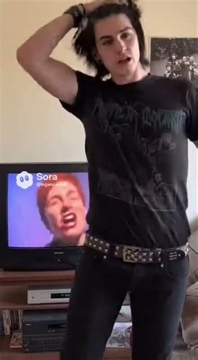 Emo Boy Gets Angry at The Rickroll (11/27/2008)