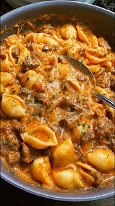5.3K views · 37 reactions | Creamy Beef and Shells Ingredients: 8 ounces shell pasta 1 pound ground beef ½ cup yellow onion, diced Recipe in First Coʍmеոτ  Enjoy ❤️ | Recipe For You | Facebook