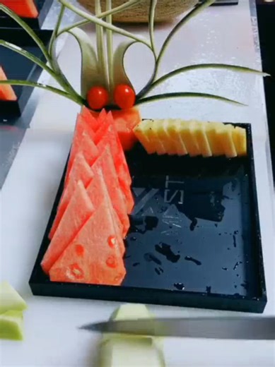 ✨Delicate hand-carved beauty in every petal — art that looks almost too perfect to be real ✨🌸 #HandmadeArt #CarvingDesign #FlowerArt #CraftInspiration #AestheticDecor 🌈