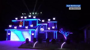 California man creates epic Metallica-themed Halloween light show at home