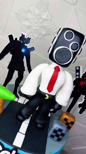 Skibidi Toilet Cake Ideas for Cameraman Parties