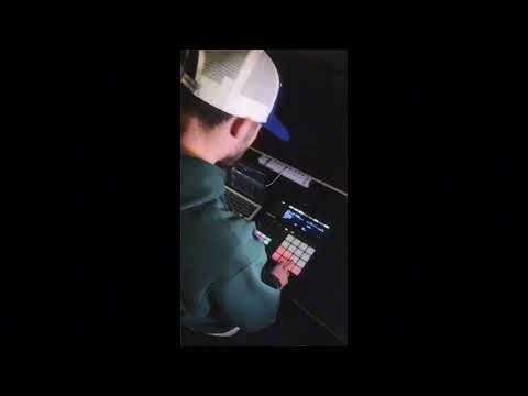 Dom 2XL Making A Beat In NYC