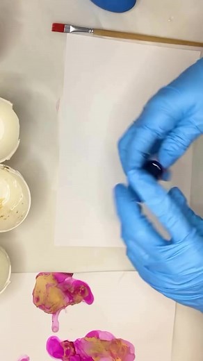 Making Valentine’s Day coasters with @craft.resin 💗 My first time working with alcohol inks not mixed into resin was a learning experience, you can find out more on my YouTube channel @SummerGirlDesigns 🌹 You can use my code ‘summergirldesigns’ for 10% off #resin #resinart #epoxyresin #resincoasters #alcoholinks #alcoholinkart #valentinesday #resinprocess #homedecor #handmade | Craft Resin