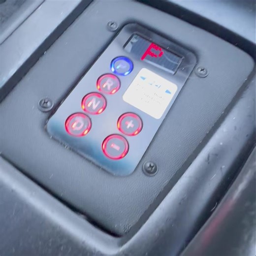 People wondering how I control my Transbrake full manual transmission in my R33 GTR It’s the best setup on the market today even though it’s a 7 year old tech. Being wireless simplifies its operation and wiring 10 years aheaad of my compeditors #manual #rb26 #gtr #r33 #transbrake #automatic | RVO Performance & Automatics