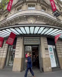 Paris, Always Amazing Galeries Lafayette Le Gourmet Quelles sont vos pâtisseries préférées? What are your favorite pastries? Crédit Photo: @conexaoparis Follow us on IG: @champselysees_paris www.champselysees-paris.com © Paris, Always an Amazing idea! #paris #parisalwaysanamazingidea #parisalwaysamazing #parisweloveyou #parisjetaime #cityscape #villedeparis #parismaville #parigi #Париж #巴黎 #パリ #पेरिस #باريس #galerieslafayette #galerieslafayettelegourmet | Paris, France
