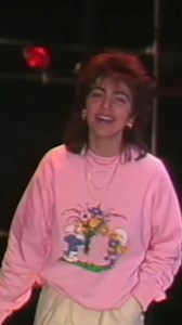 Cristina D'Avena compie 60 anni 🥳 Per anni ha accompagnato i nostri pomeriggi con le sue sigle dei cartoni 💜 Rivediamola ospite sul palco del Superclassifica Show nel 1993, quando interpretò la sigla de "I Puffi", uno dei cartoni animati più amati e ricordati di tutti i tempi 🎶 | Play Cult