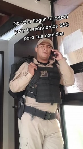 Memes sobre guardias de seguridad y humor negro