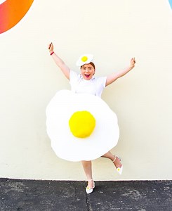 Last Minute DIY Fried Egg Costume!