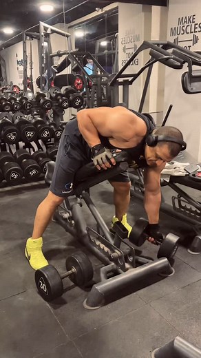 Dumbbell traps workout🐙 #octopusgym #lifestyle #physique #fitness #motovation #fitness #aesthetic #bodybuilding | OCTOPUS GYM