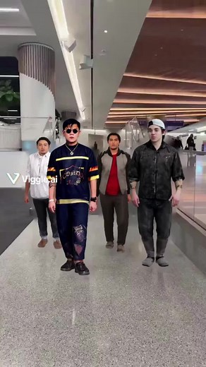 Smugglaz - PalipadHangin: Official Visualizer Release