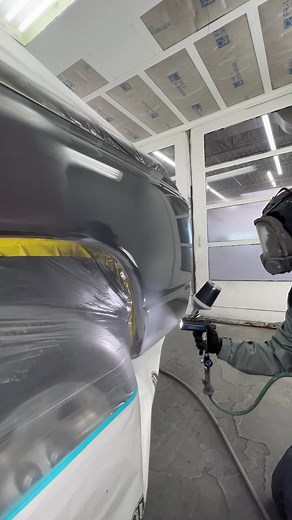 Use a blender #paint #bodyshop #painter #painting #paintlife #refinisherporn #refinishkulture #refinishfamily #shoplife #offthegun #painterlife #autobody #ppgrefinish #motivatedpainters #tips #tricks #tipsandtricks #car #cars #truck #trucks #follow #followme #yxebusiness #reels #yxe #saskatoon #inline #quality