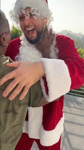 Merry Christmas 🎁 #christmas #merrychristmas #chef #chefrush #santa #fyp #cake