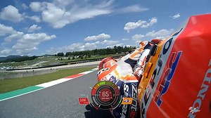 Absolute confidence and trust in his own and his bikes ability! 💪 Marc Márquez banked over to 65 degrees of lean angle yesterday! 👏 #ItalianGP 🇮🇹 | MotoGP