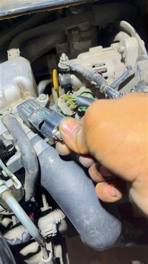 How to Check MAP Sensor Problem in Car 🚗 MAP Sensor Check #MapSensor #shorts #mechanic #tips