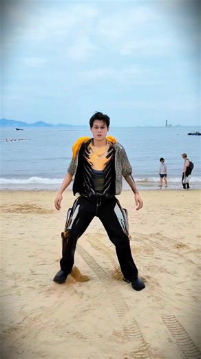 1.5M views · 6.9K reactions | Why is Coco crying? 樂 . . . . #ReelLaughsDaily #ViralFunZone #ComedyReelRush #LaughModeOn #TrendingGiggles | MrJerry | Facebook