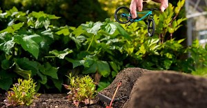 Tiny MTB: Santa Cruz Shreds ‘Mini Bike’ in Hilarious Teaser