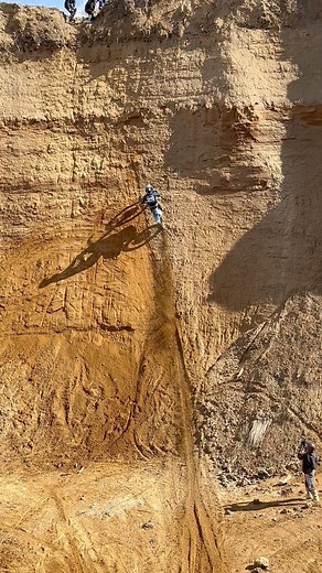 710K views · 7.5K reactions | Dirt Bike Wall Hill Climb #hillclimb #moto #dirtbike #enduro #fail #viral | Fearless Studio | Facebook