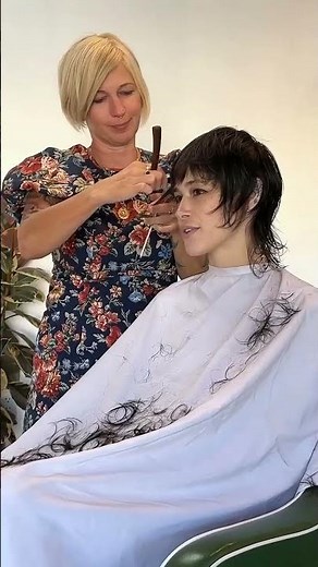 90s Razor Shag Revival