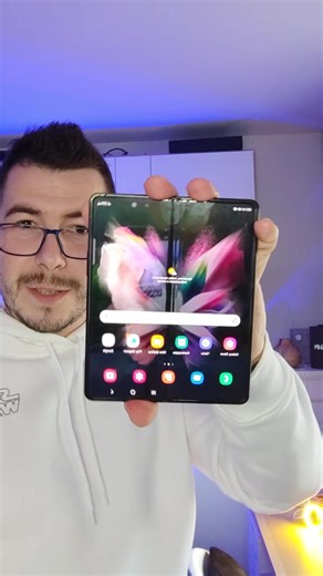 Discover the Unique Features of the A10 Smartphone