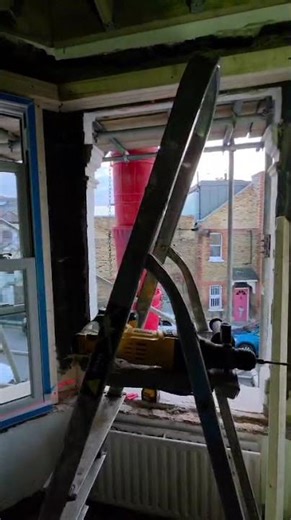 Short Window Installation | UK Home Refurbishment 🇬🇧