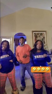 Go Daddy!! #trailriders #daughter #twins #challengeshorts #shorts #youtube