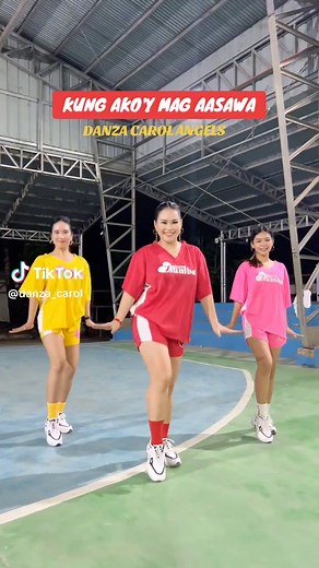 Danza Carol Angels: A Captivating Dance Performance