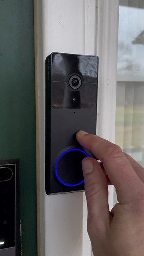 The dual cameras is a game changer - love it for keeping an eye on packages. And no subscription with Wyze with local storage option! #videodoorbell #smarthome #homesecurity #techgadgets #wyze | finding_your_aesthetic