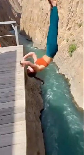 🌊 Insane Pool Jump Challenge — Vertical Bounce Gone WILD! | Stunt Challenge 2026 PoolJump #extreme