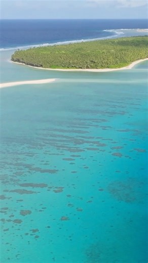 Get ready for the atolls you guys!!! This new episode drops tomorrow so stay tuned! x | Sailing La Vagabonde