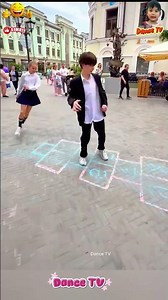 happy dance with street style #viralvideo #happydance #fypシ゚viral
