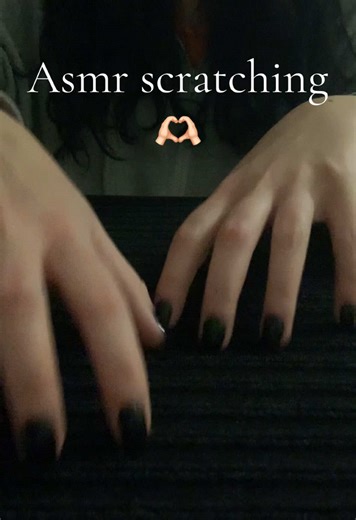 Hi I’m trying scratching for the first time, I hope you’ll love this 🫶🏻 #asmr #asmrsounds #asmrvideo #asmrtiktoks #asmrtriggers #asmrscratching #scratch #relaxation #fyp