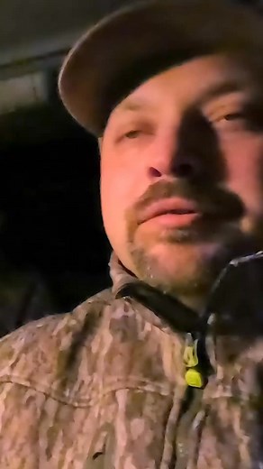 Off the ROOST at 11 YARDS!! #turkeyhunting #wildlife #gopro #hunting #shorts | Prestigeoutdoors Goosehunting