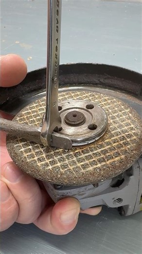 99% People Don’t Know This Grinder Trick! 😱