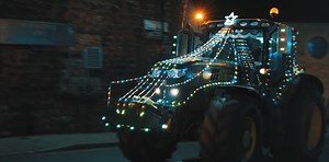 14K views · 52 reactions | We're looking forward to welcoming the fabulous Bradfield Tractor Run on Sunday - starting their festive tour of north Sheffield here from Fox Valley. Here are some highlights from last year ❤️ Bradfield Christmas Tractor Run | Fox Valley | Facebook