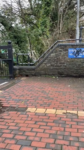 🎉 We’re back open! We’re so excited to welcome you again that we even made a walk-through video showing you our nearest car park, so you’ll know exactly where to park for your next visit. ________________ 🎉 Rydym yn ôl ar agor! Rydym mor gyffrous i’ch croesawu eto nes ein bod hyd yn oed wedi creu fideo cerdded drwyddo yn dangos ein maes parcio agosaf, fel y byddwch yn gwybod yn union ble i barcio ar gyfer eich ymweliad nesaf. | Pontardawe Arts Centre