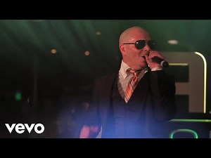 Pitbull - I Know You Want Me (Calle Ocho) (Live at AXE Lounge)