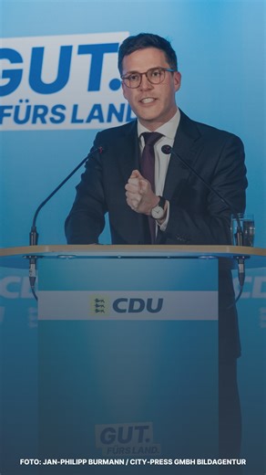 Manuel Hagel macht im TV-Triell im SWR deutlich, warum die CDU niemals mit der AfD koalieren oder kooperieren würde. Die Pläne der AfD sind der Abstieg für das Land - wirtschaftlich und vor allem auch moralisch. Die CDU will Baden-Württemberg stark machen. Wir wollen, dass es den Menschen gut geht und die Gesellschaft zusammenhält. Quelle: SWR Debatte vom 24.02.2026 | CDU