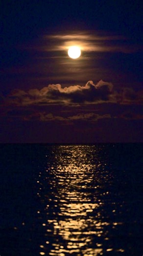 moonlight #満月 | Kiyotaka Kitajima Island Photography