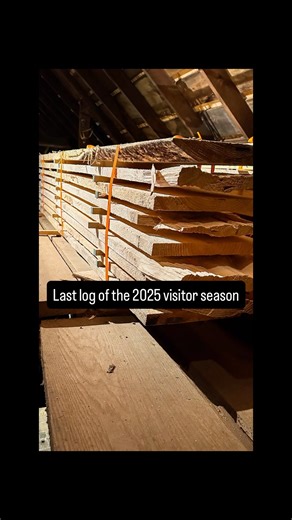 Last log for 2025. We sawed a small eastern white pine log into boards which we stacked and stickered to dry. To help the boards dry straight, we strap them together with ratchet straps - it’s easier than adding weight on top for a small stack. . . . . . #ledyardupdownsawmill #ledyardct #newengland #connecticut #thingstodoinconnecticut #ledyard #travelnewengland #waterpower #sawmill #oldmill #oldsawmill #waterwheel #waterturbine #sashsawmill #upanddownsawmill #updownsawmill #woodworking #logging