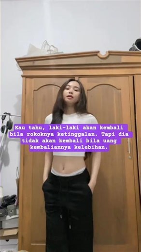 slamat wikend sobat² erotomaniak.🥰🥰🥰 #trending #viral #reels #gemoy #udel #erotamania #balebalok