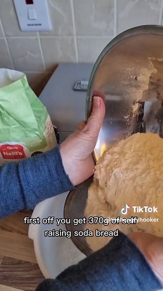 Traditional Northern Irish Soda Bread 🍞🧈🍓 #fy #fyp #baking #easybaking #traditionalbaking #sodabread #sodabreadrecipe #traditional #traditionalrecipes #northernirish #homemade #delicious #easyrecipes