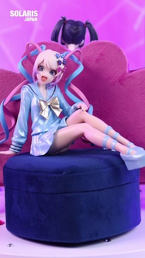 After K-angel, we now have Ame-chan's first figure! Not bad for a noodle stopper — Sega delivered on the character’s vibes, outfit, and good call on including her phone. Now time for us to detox before her Pop Up Parade comes out — no internet overdoses for us. 🍜✨ #AnimeFigure #needystreameroverload #needygirloverdose #AmeChan #chokonose #popupparade #kangel #internetyamero Find this figure on #solarisjapan website, link in bio: 👉 Needy Girl Overdose - Ame-chan - Premium Chokonose Figure (SEGA