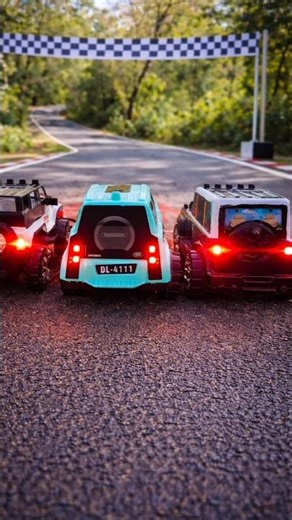 RC Defender, Thar & Thar Roxx | Forest Track Race 🏁 #shortfeed