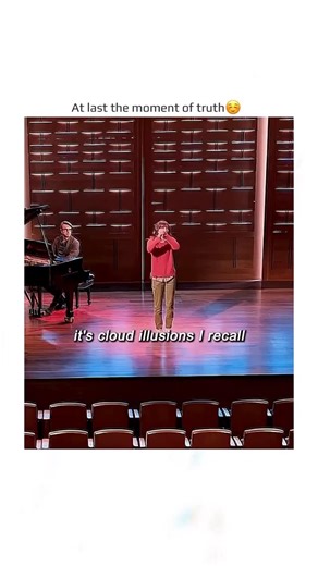 The entertainment reality on Instagram: "🎥 CODA (2021)🍿 ⭐ Genre: Drama | Coming-of-Age | Music🍿 ⏳ Runtime: 1h 51m🍿 🌟 Rating: 8.0/10 (based on IMDb)🍿 ☀️ Cast: Emilia Jones (Ruby Rossi), Troy Kotsur (Frank Rossi), Marlee Matlin (Jackie Rossi), Daniel Durant (Leo Rossi) 📖 Overview: Ruby Rossi is the only hearing member of her deaf family (CODA). She works tirelessly with her father and brother on their struggling fishing boat, acting as the family’s vital link to the hearing world. When Ruby