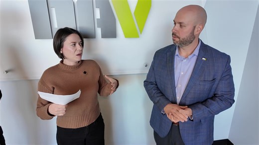 DAV builds partnerships with organizations whose values serve veterans. That’s why we’re proud to partner with Veteran Debt Assistance (VDA) to continue serving veterans, their families and caregivers. VDA has supported DAV initiatives like Patriot Boot Camp and the Homeless Veteran Stand Down in recent years, and now they are supporting one of DAV’s newest initiatives – DAV Caregivers Support. Today they met with DAV leadership to present a check for $100,000 and to discuss ways we can continue