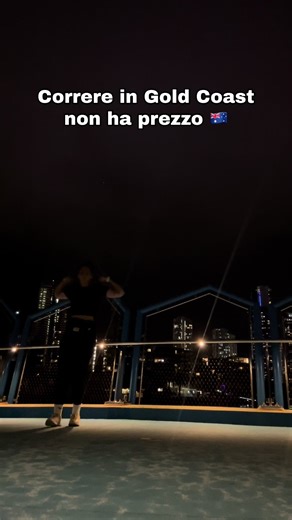 Madonna che bello correre alle 10pm sereni e tranquilli con sta vista 🤙🏻🇦🇺#australia #whv #backpaker #workingholidayaustralia #run
