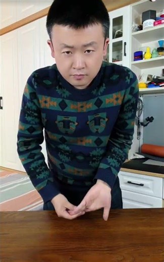 How to Spin Your Hand 360° on a Surface – Full Tutorial